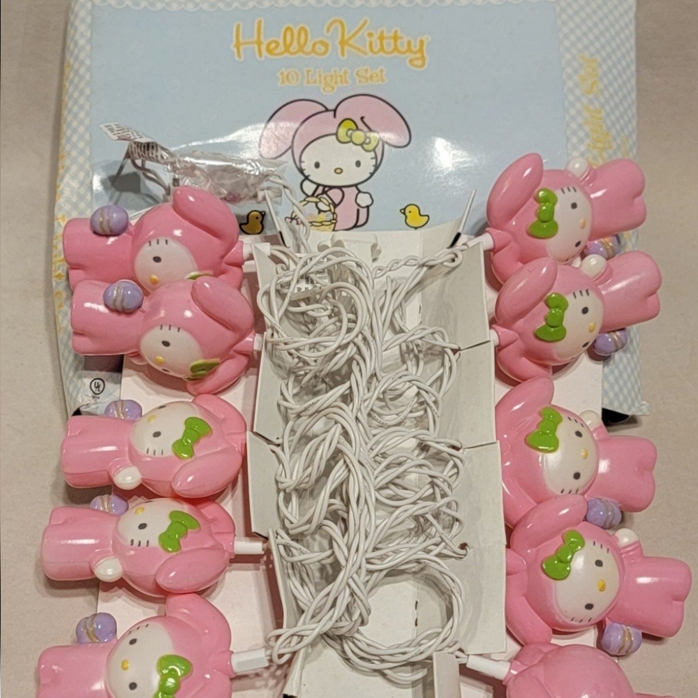 2003 Y2K Hello Kitty Easter bunny string lights Sanrio